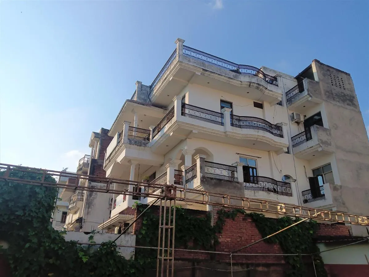 Varuna Palace-Fully Vaccinated Staff contacts